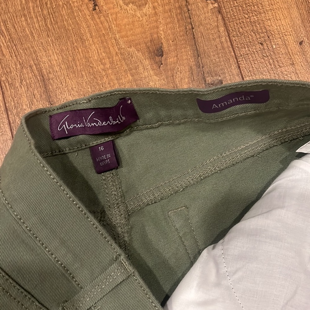 Gloria Vanderbilt - Green ‼️Brand New‼️ - Picture 3 of 7